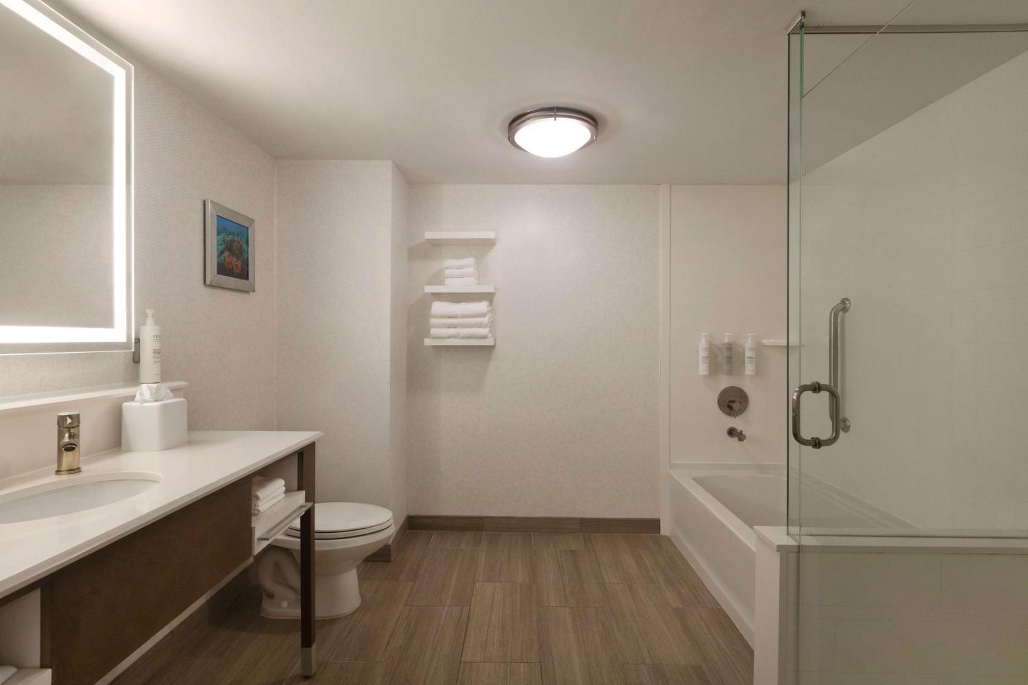 Hampton Inn Пемброук Пайнс Екстериор снимка