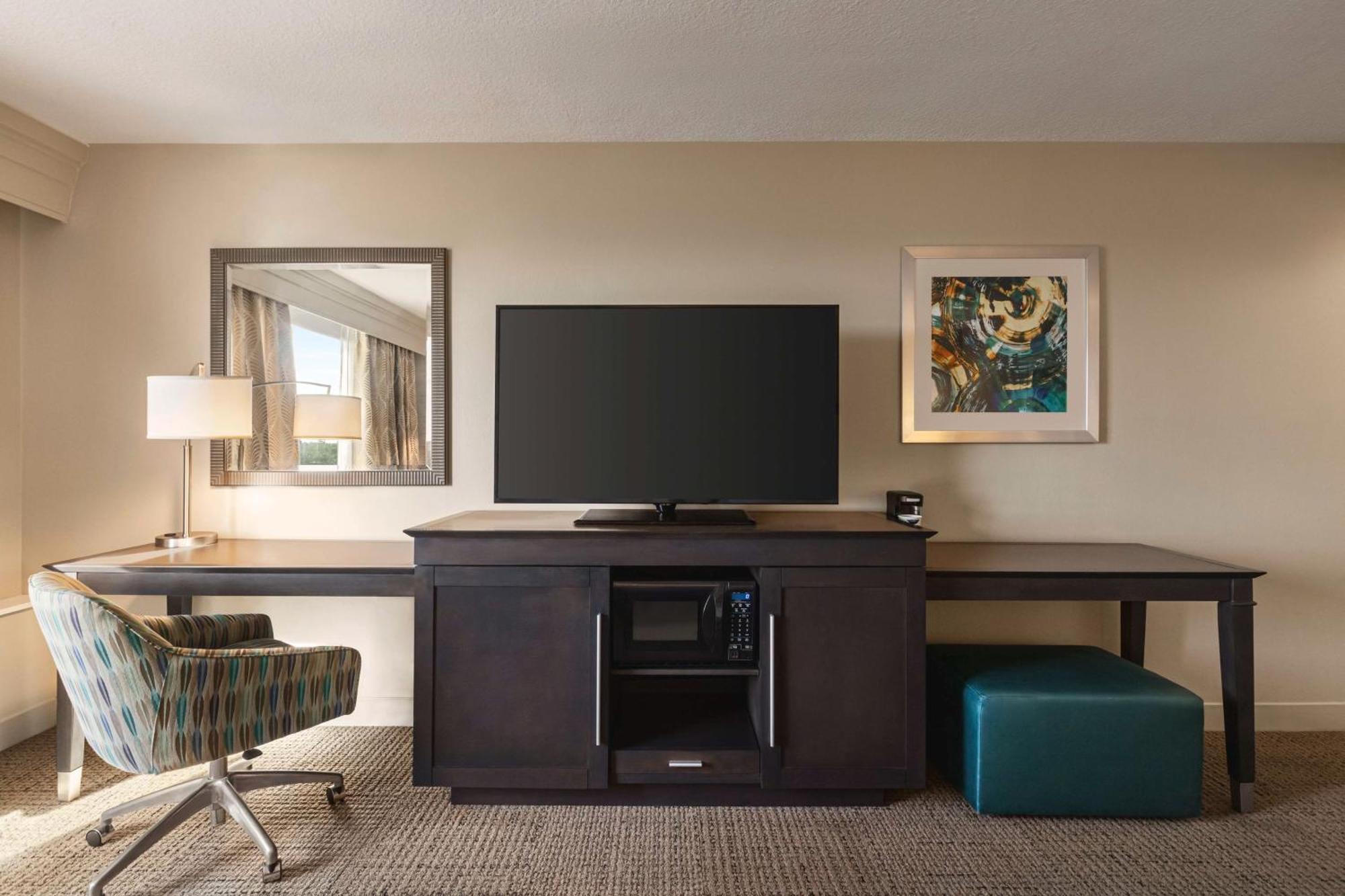 Hampton Inn Пемброук Пайнс Екстериор снимка