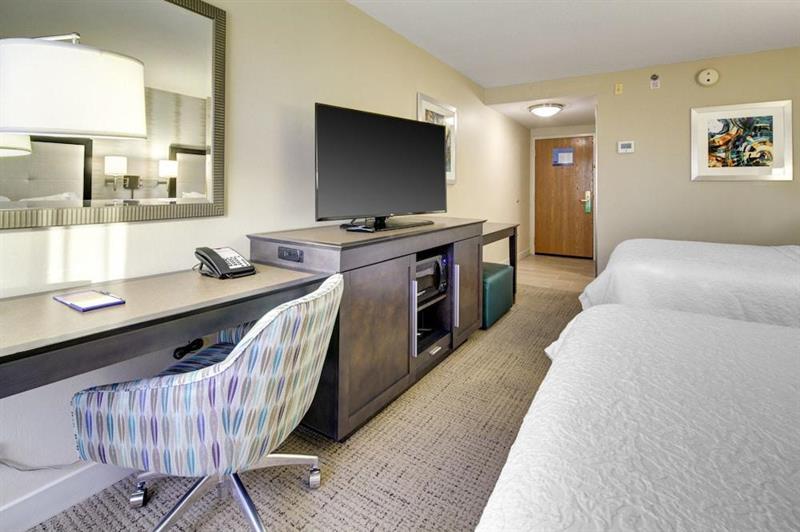 Hampton Inn Пемброук Пайнс Екстериор снимка